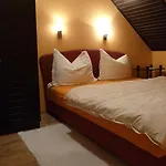 Edina Apartmán *