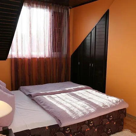 Edina Apartman